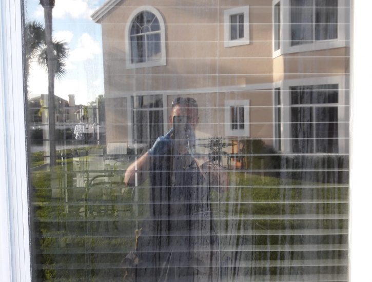 Why You Should Ditch the Chemicals and Use a Window Steam Cleaner