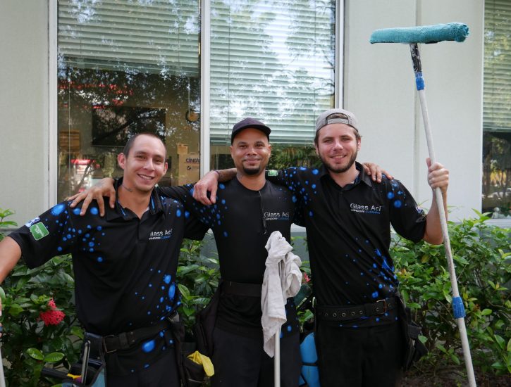 The Dos and Don'ts of Hiring a Window Cleaning Service